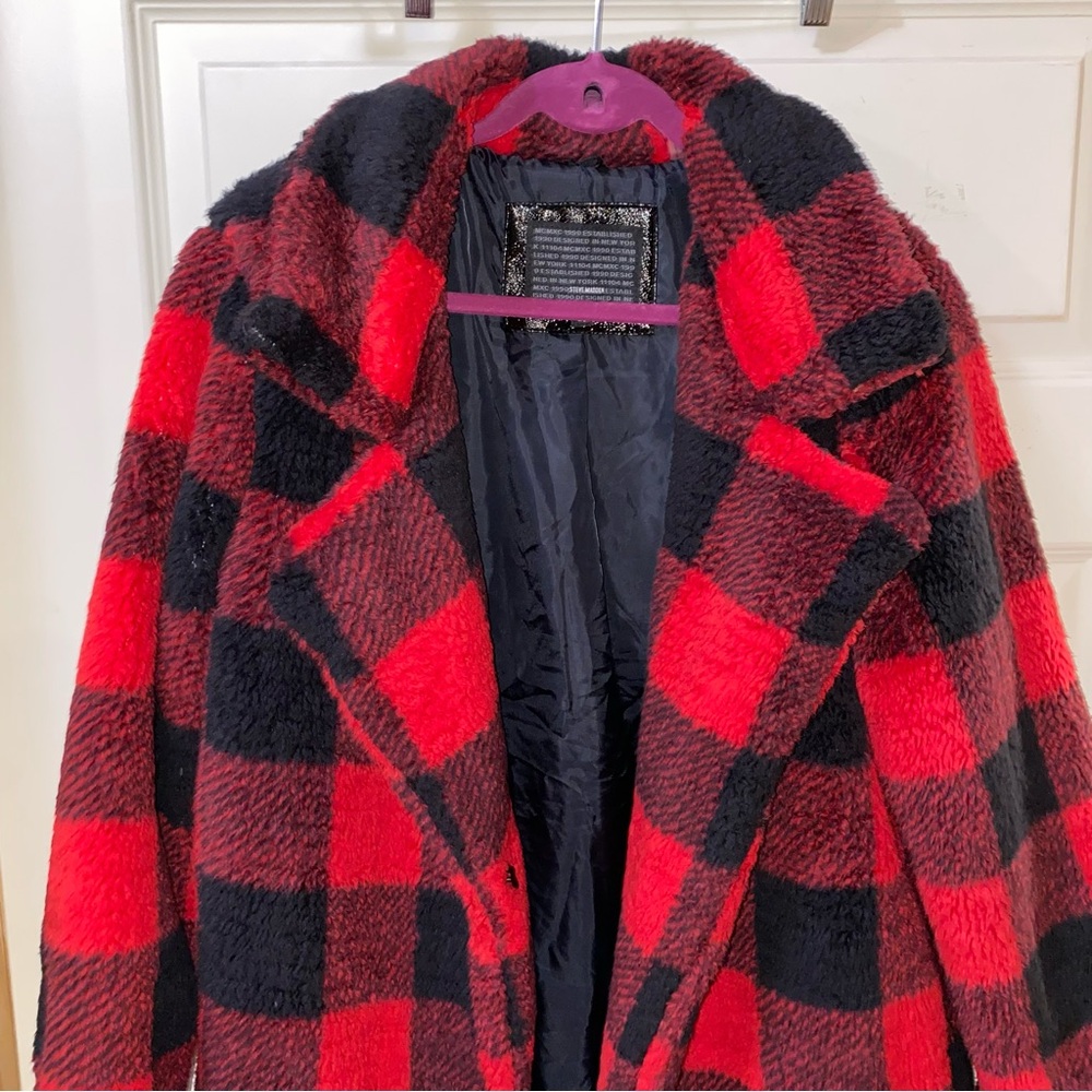 Steve Madden Buffalo Plaid Red and Black Sherpa Women's Coat size Large - Picture 2 of 11